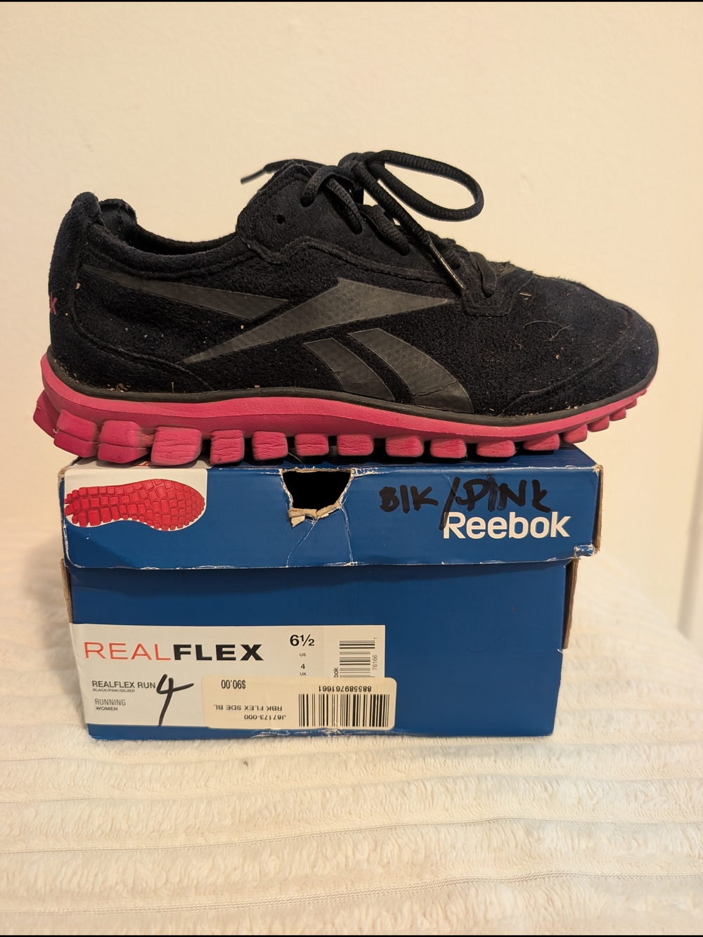 Reebok RealFlex Black and Pink Running Shoe